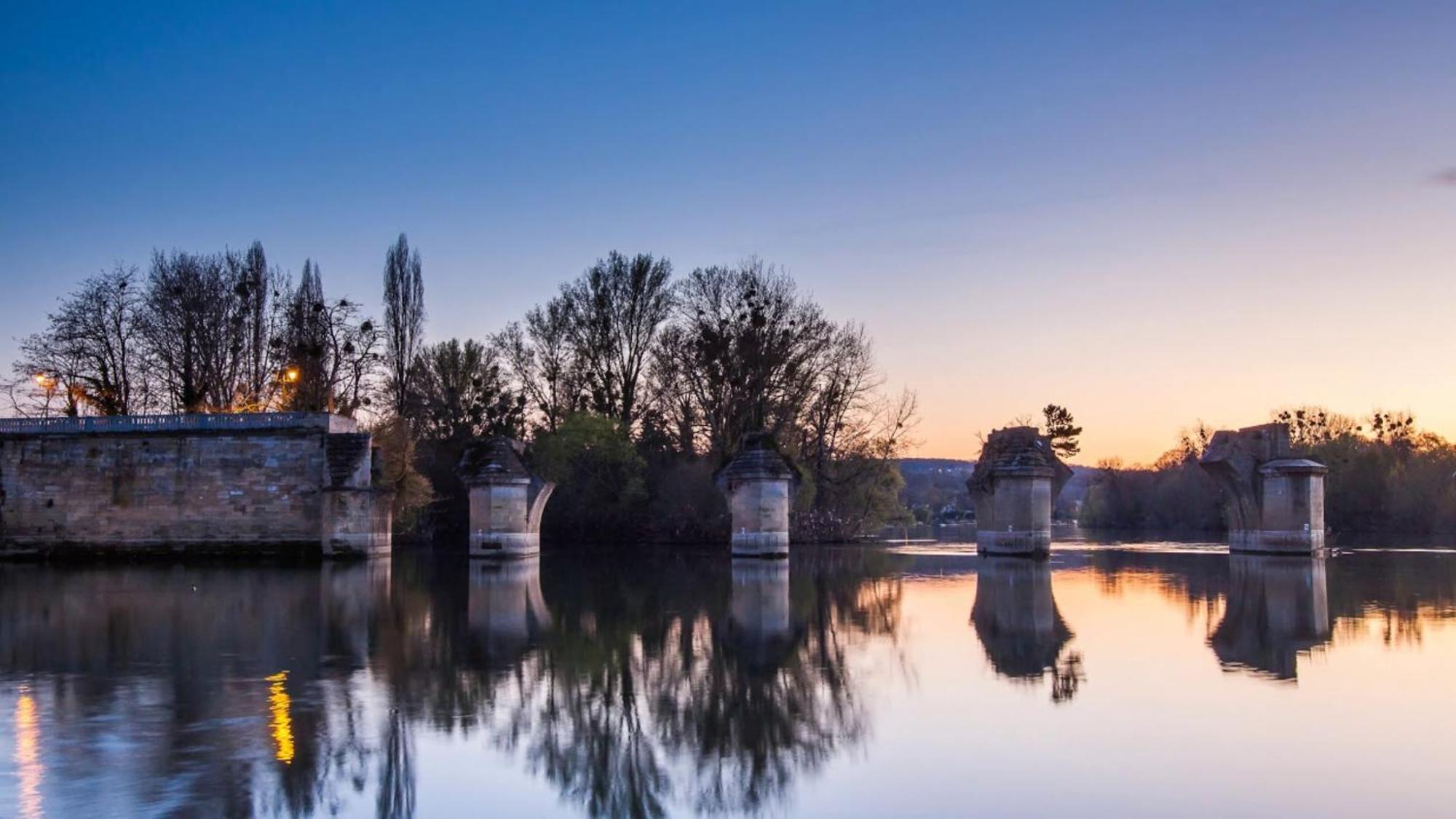 Holiday Inn Express Paris - Poissy By Ihg Eksteriør bilde