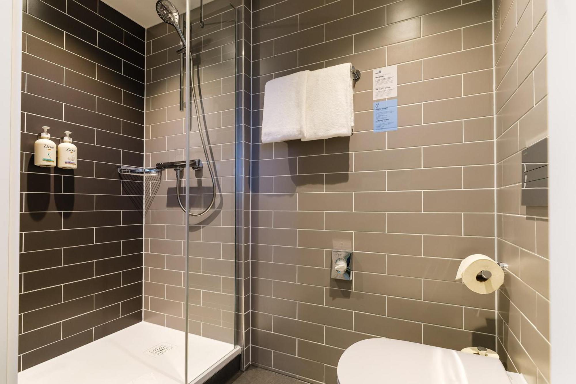 Holiday Inn Express Paris - Poissy By Ihg Eksteriør bilde
