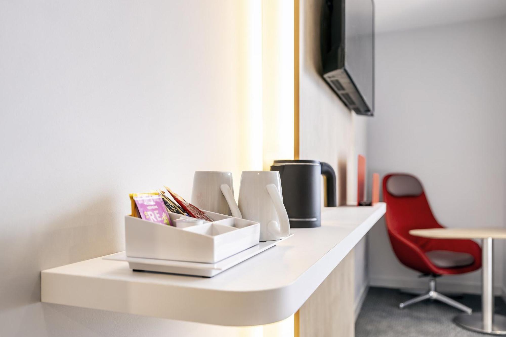 Holiday Inn Express Paris - Poissy By Ihg Eksteriør bilde